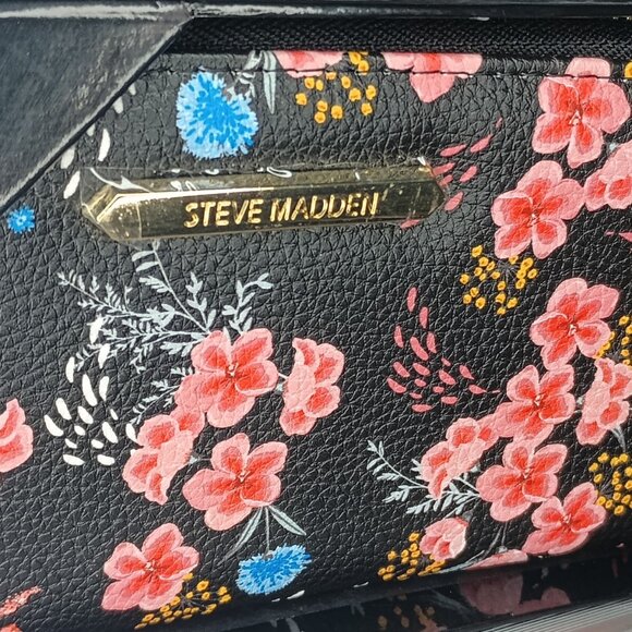 Steve Madden Women's Floral Canvas Tri-fold Design Wallet - NEW - Picture 6 of 16
